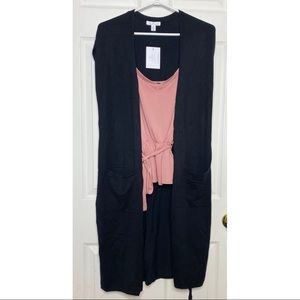 Open long cardinag with waist tie and camisole.